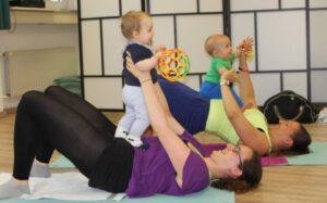 Carome_FitMitBaby_Sport für junge Mütter_Mütter mit Babies